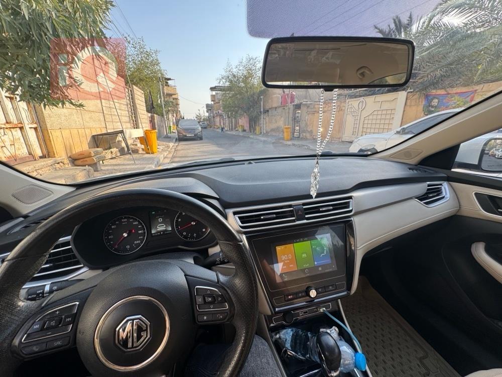 MG 5
